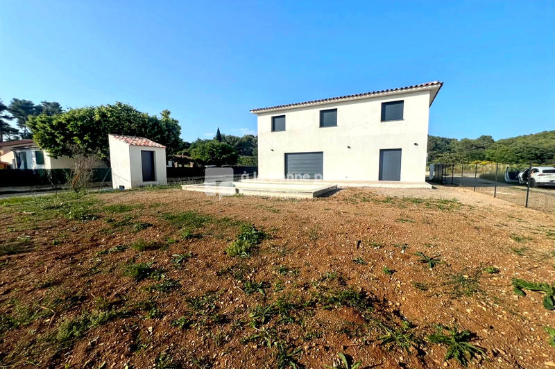 Villa - 140 m² - 5 pièces