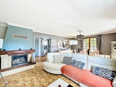 Maison - 144 m² - 6 pièces