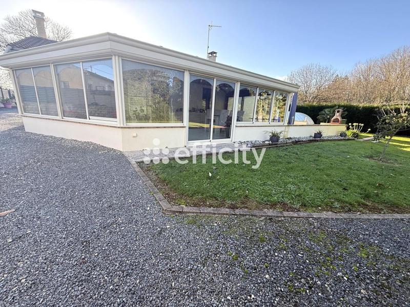 Pavillon - 140 m² - 5 pièces