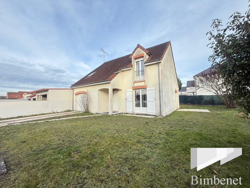 Maison traditionnelle - 141 m² - 6 pièces