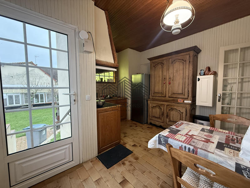 Maison - 210 m² - 5 pièces