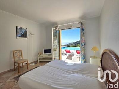 Maison - 352 m² - 7 pièces