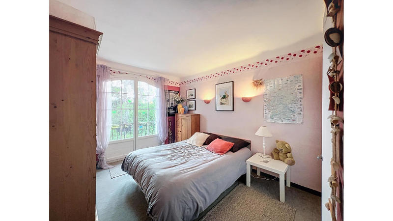 Maison - 185 m² - 7 pièces