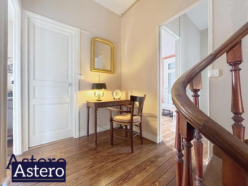 Maison - 145 m² - 7 pièces