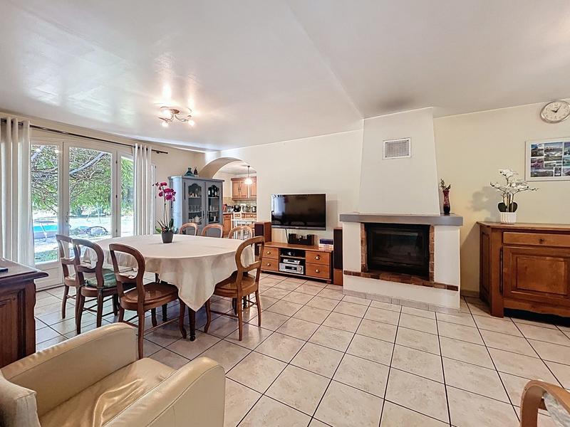 Maison traditionnelle - 150 m² - 5 pièces