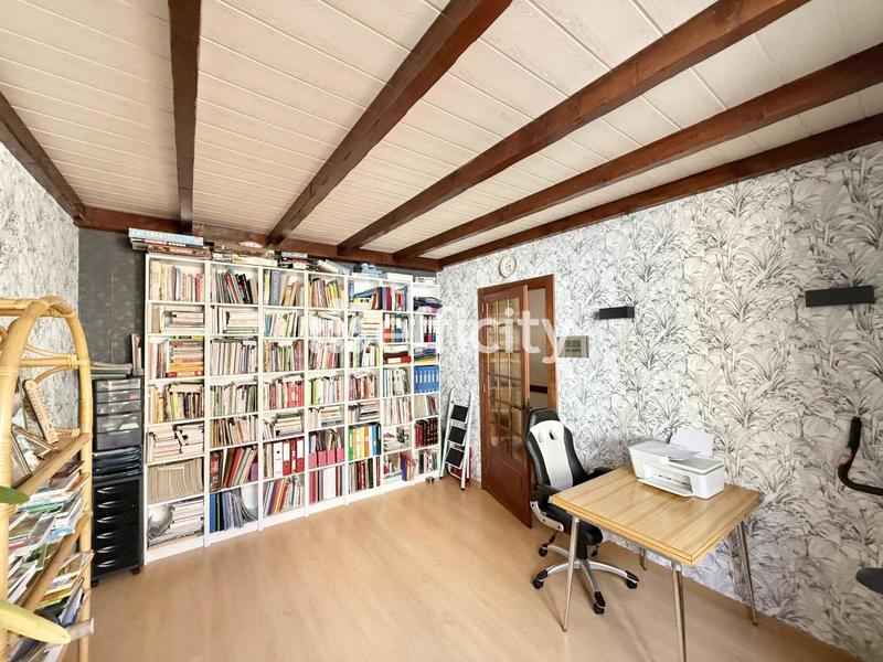 Maison - 173 m² - 7 pièces