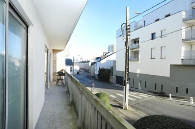 Appartement - 98 m² - 6 pièces