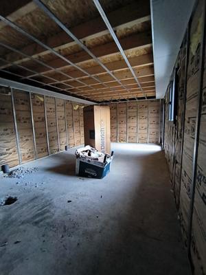 Maison ancienne - 200 m² - 1 pièce