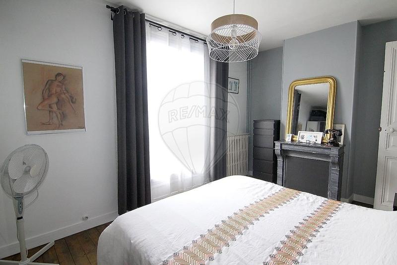 Maison - 94 m² - 6 pièces