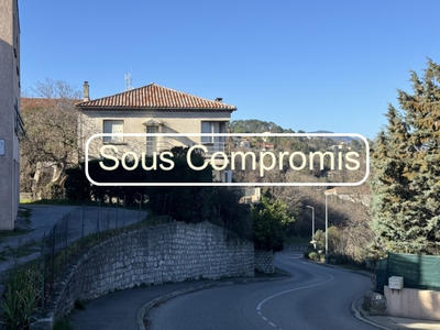 Immeuble - 266 m² - 11 pièces