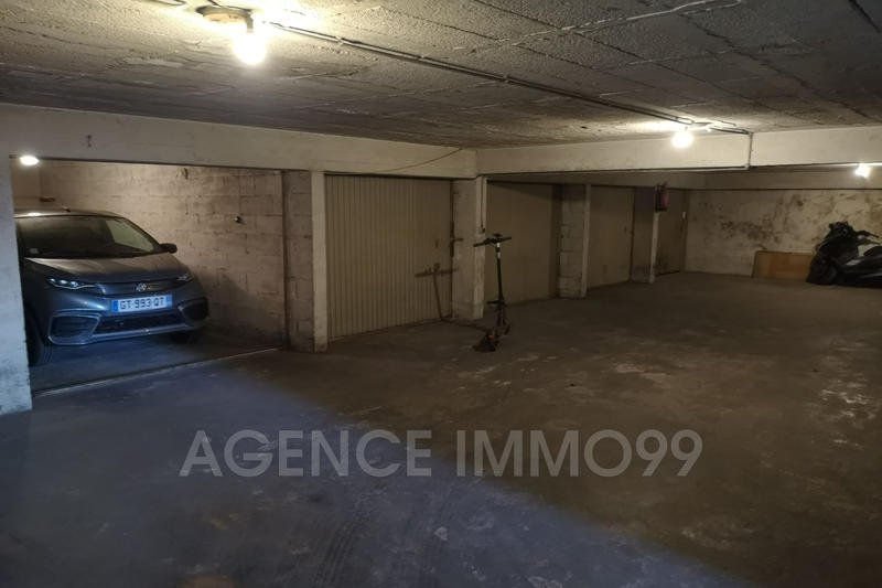 Parking / Garage - 14 m²