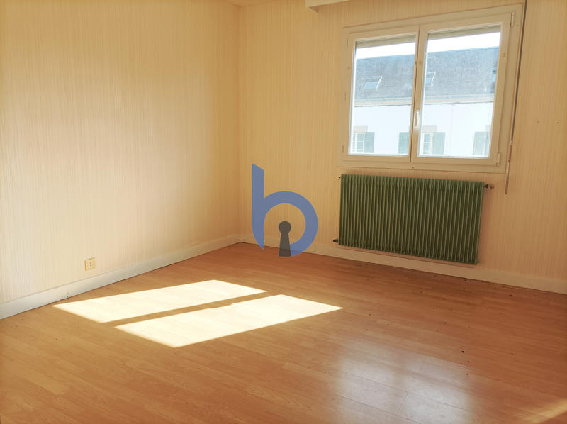 Maison - 187 m² - 8 pièces