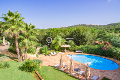 Villa - 250 m² - 6 pièces