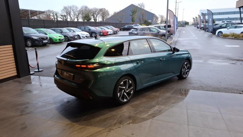 Peugeot 308 III 1.6 Hybrid 180 E-Auto 8 Active Pack