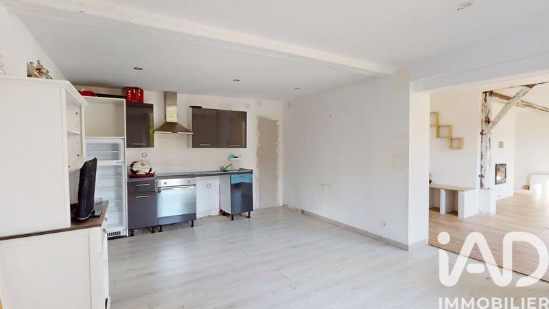 Maison - 185 m² - 8 pièces