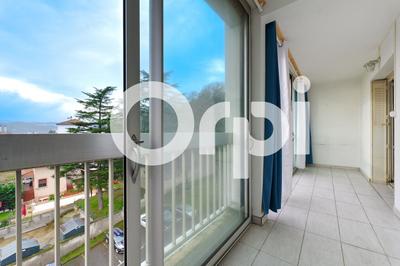 Appartement - 81 m² - 4 pièces