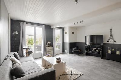 Maison - 104 m² - 5 pièces