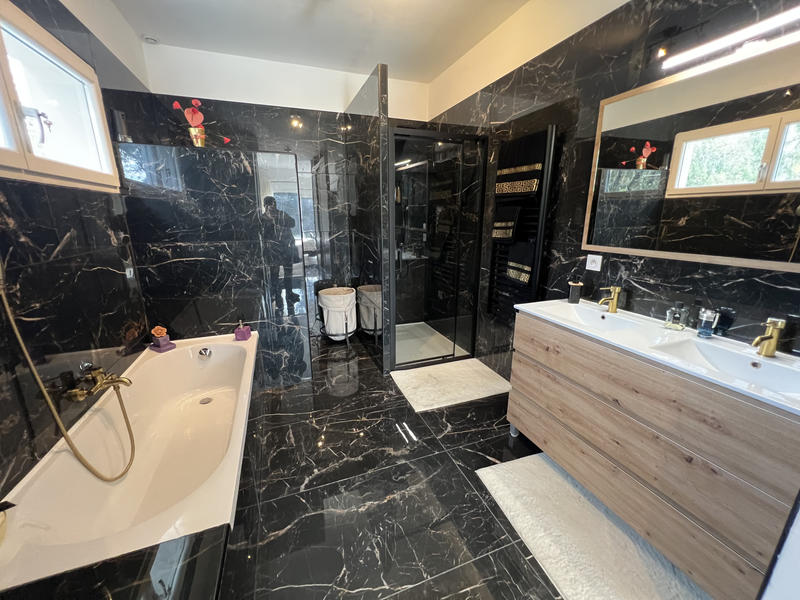 Maison - 164 m² - 6 pièces