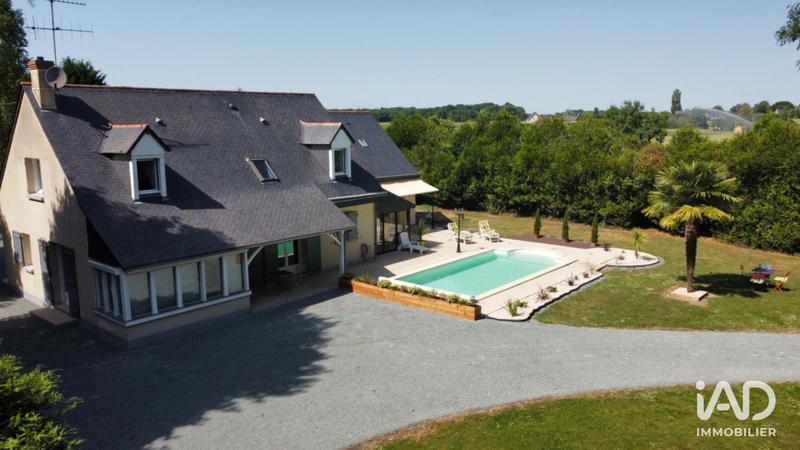 Maison - 270 m² - 7 pièces