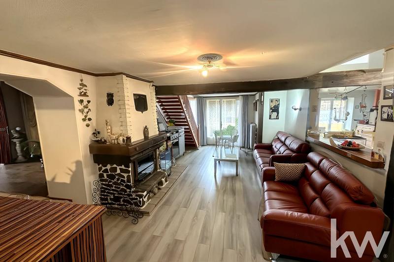 Maison - 168 m² - 7 pièces