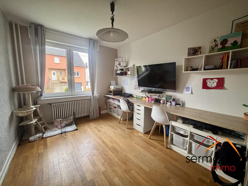 Maison - 212 m² - 11 pièces