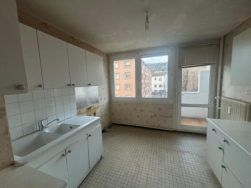 Appartement - 75 m² - 4 pièces