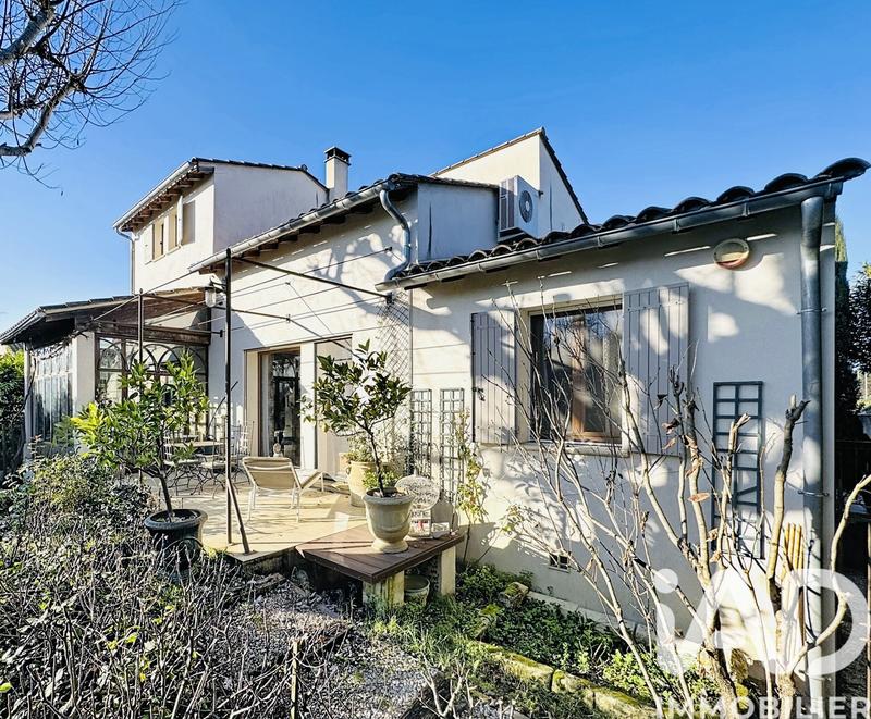 Maison - 140 m² - 5 pièces