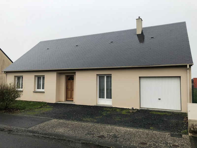 Maison - 99 m² - 4 pièces