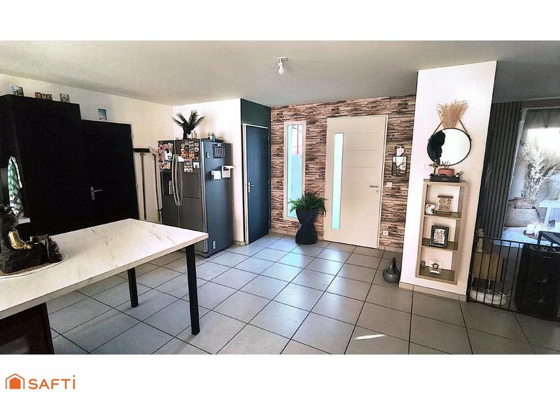 Maison - 98 m² - 4 pièces