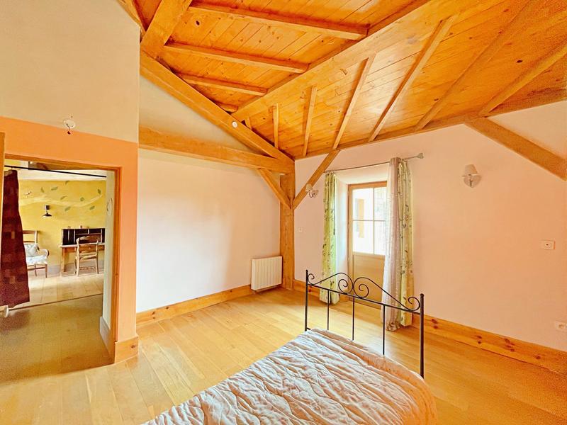 Maison - 412 m² - 15 pièces