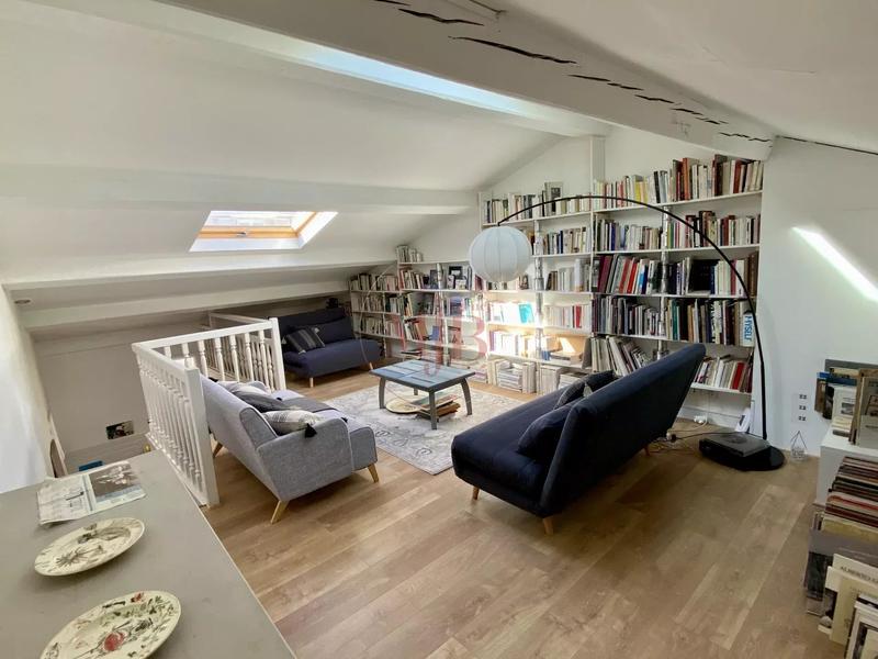 Maison de ville - 169 m² - 8 pièces