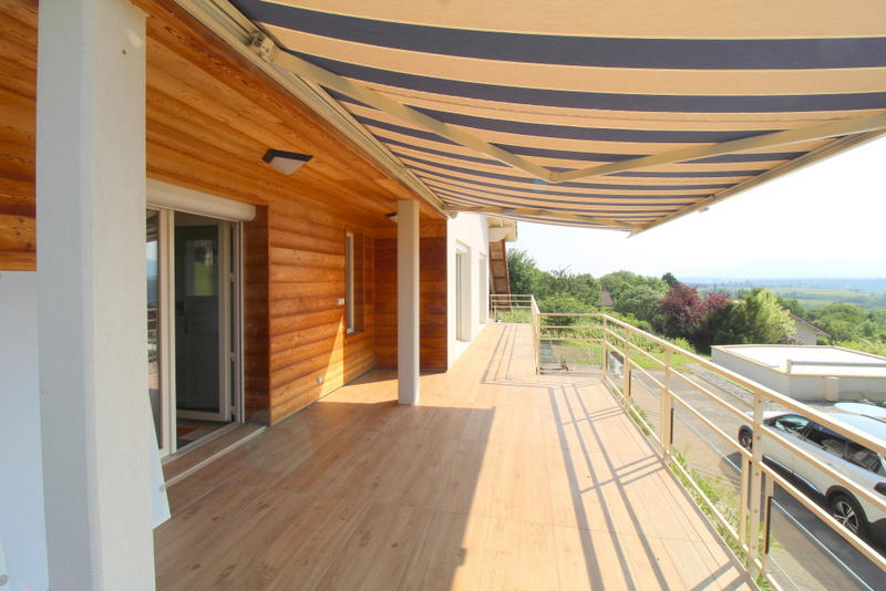 Maison - 200 m² - 9 pièces