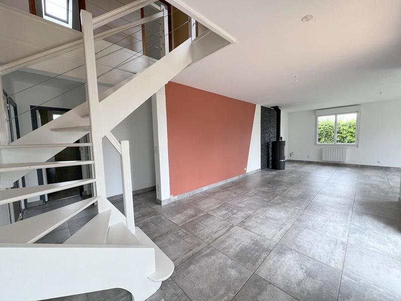 Maison - 151 m² - 8 pièces