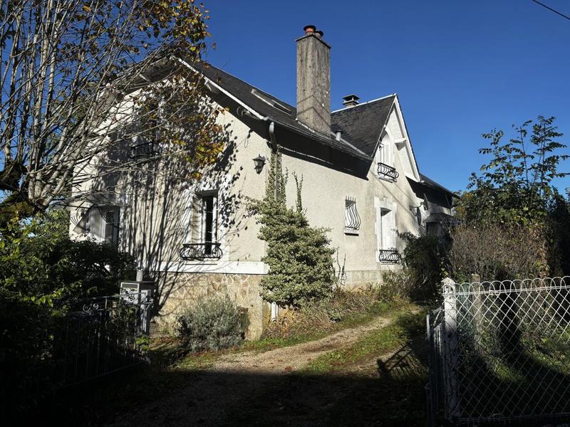 Maison - 140 m² - 7 pièces