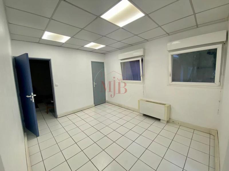 Local d'activités - 36 m² - 2 pièces