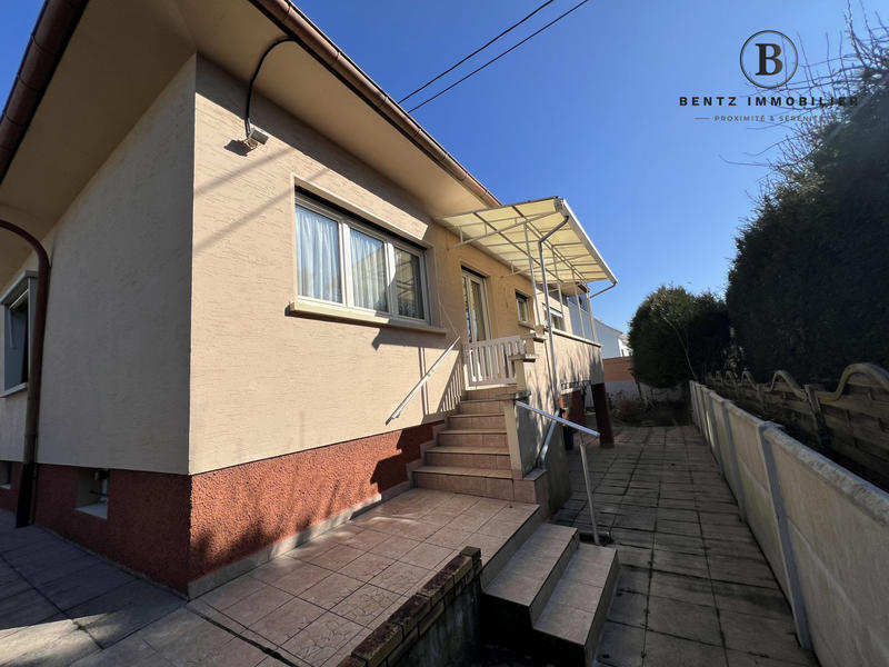 Maison - 98 m² - 6 pièces