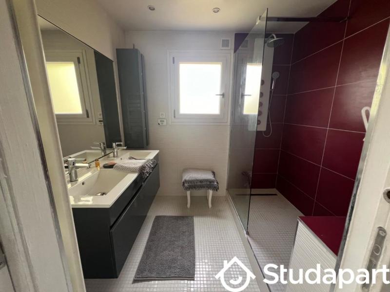 Chambre - 9 m² - 1 pièce