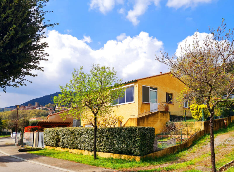 Maison - 92 m² - 5 pièces