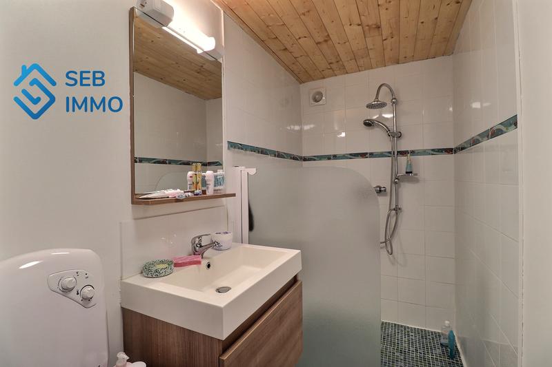 Maison - 167 m² - 6 pièces