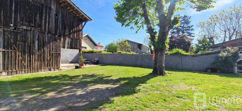 Maison - 252 m² - 10 pièces