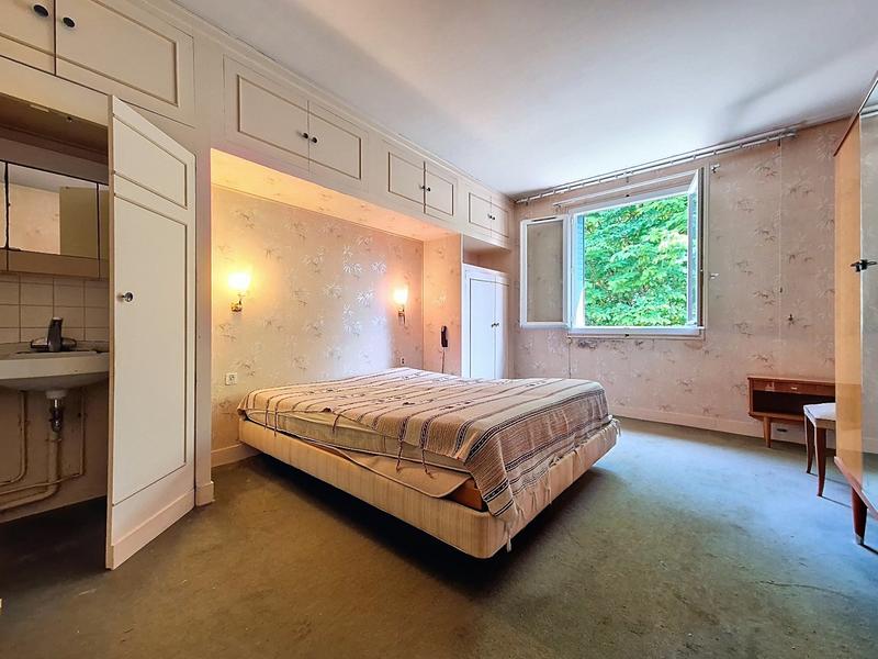 Maison de ville - 180 m² - 9 pièces