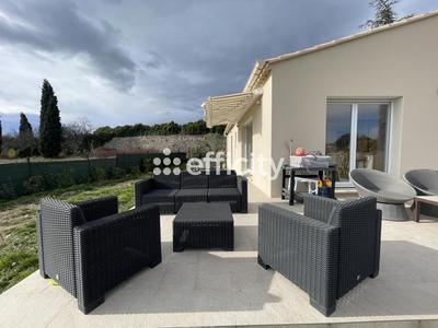 Villa - 90 m² - 4 pièces