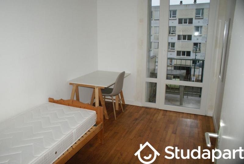 Chambre - 10 m² - 1 pièce