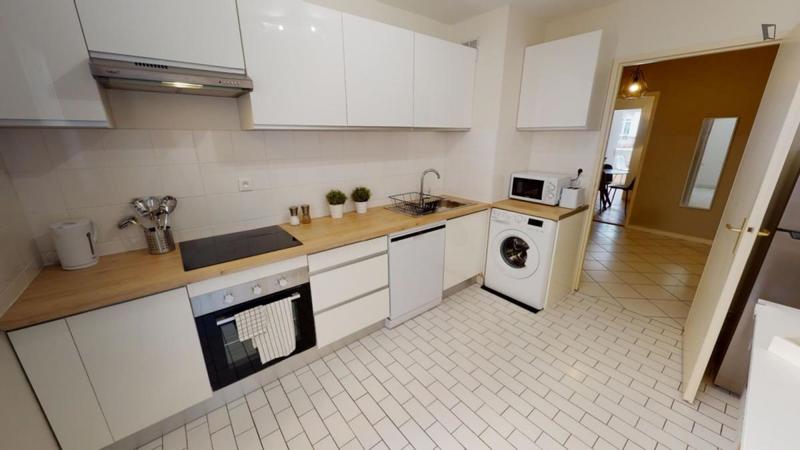 Chambre - 10 m² - 4 pièces