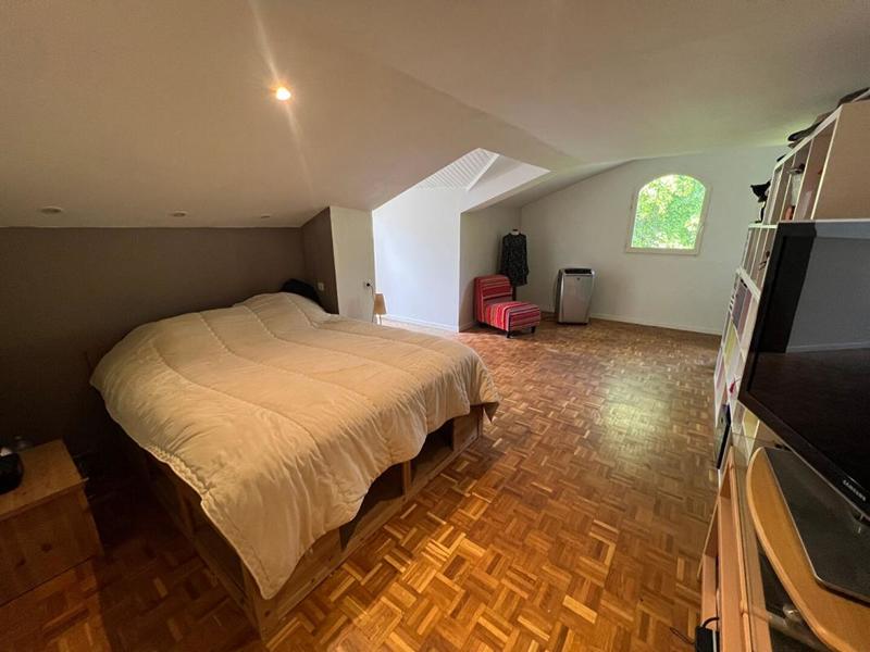 Maison - 338 m² - 10 pièces