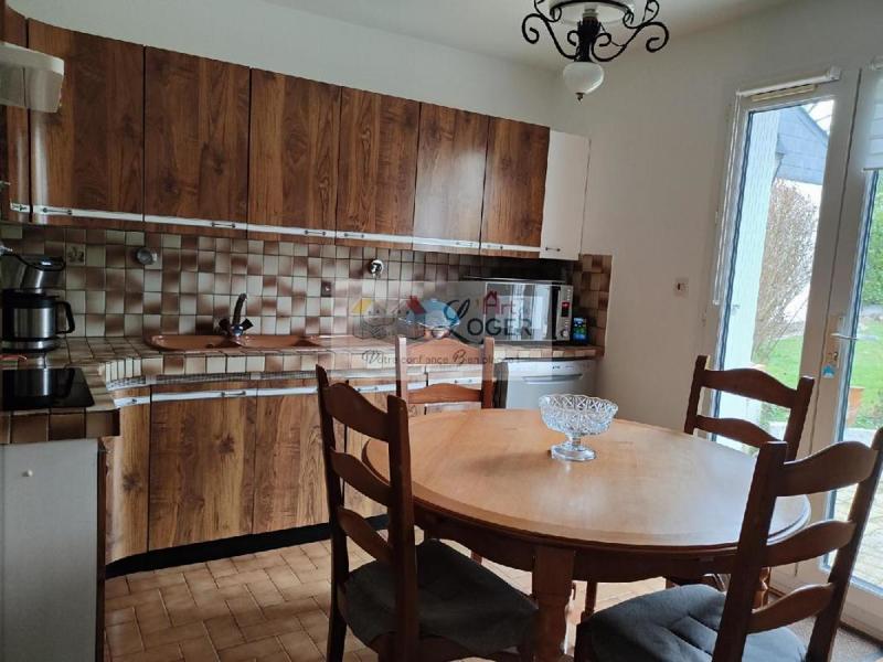 Maison - 97 m² - 5 pièces