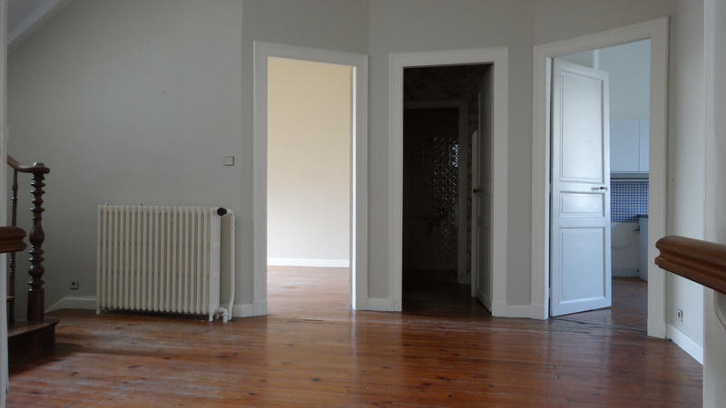 Maison - 258 m² - 11 pièces