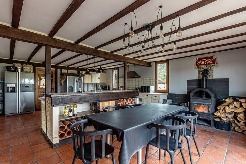 Propriété - 564 m² - 16 pièces