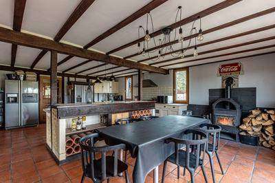 Propriété - 564 m² - 16 pièces