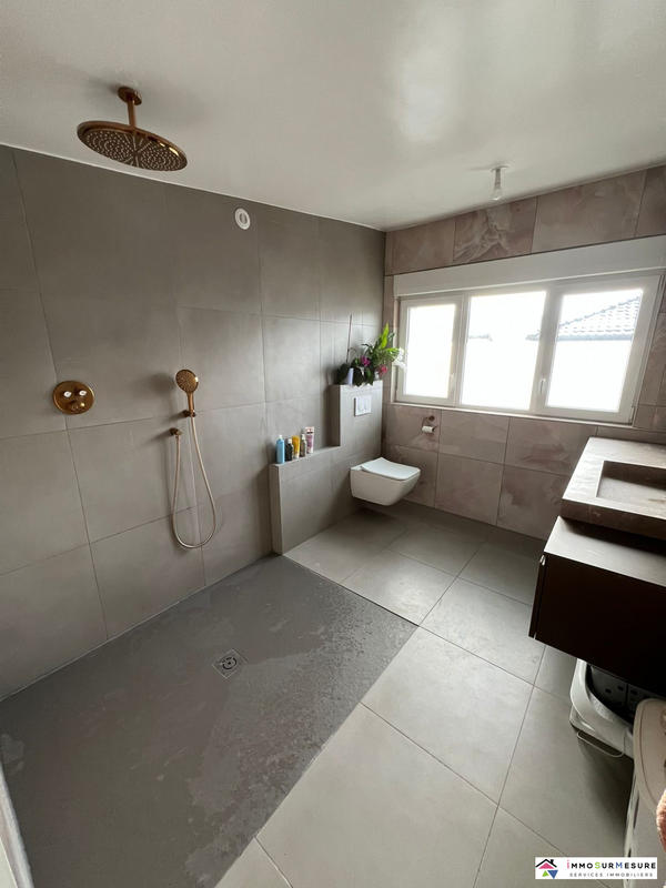 Maison - 124 m² - 5 pièces